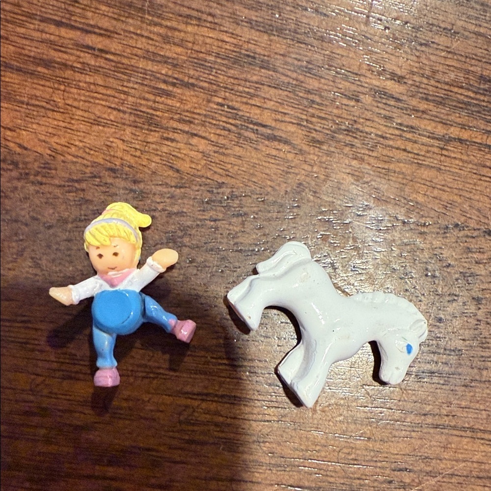 Vintage Polly Pocket 1994 - Stable On The Go - Complete Set + Additional Piece - Picture 5 of 8